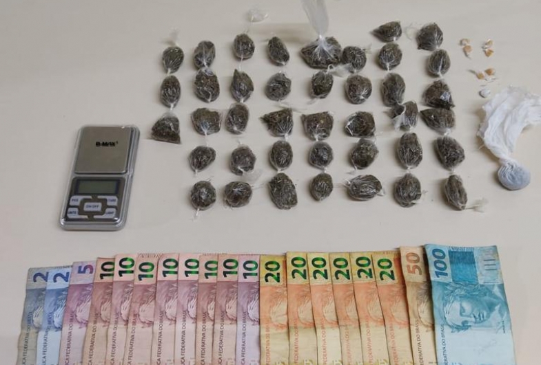 POLÍCIA MILITAR PRENDE HOMEM POR TRÁFICO DE DROGA EM AVARÉ