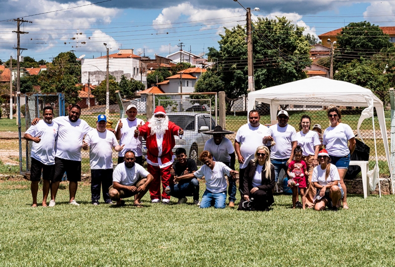 Grupo Renegados realiza Natal Solidário e leva alegria às crianças em Fartura