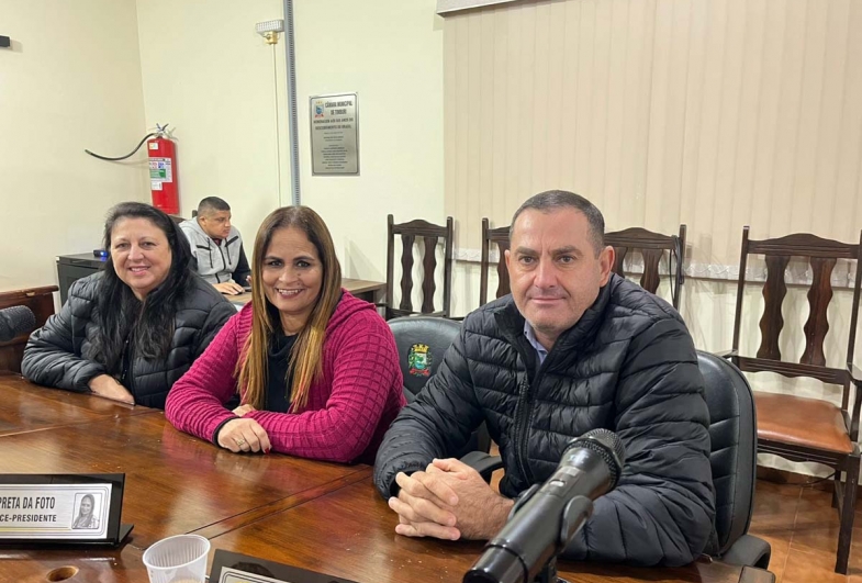 Vereadoras Leila Naldi, Preta e  vereador Rivael Leme dos Santos