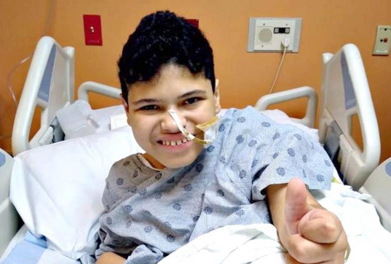 Jovem Avareense realiza cirurgia em Miami