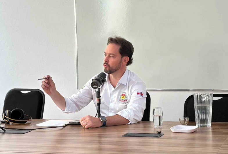 Prefeito Éder Miano convoca coletiva, rebate denúncias e realiza esclarecimentos sobre CPI em Taquarituba