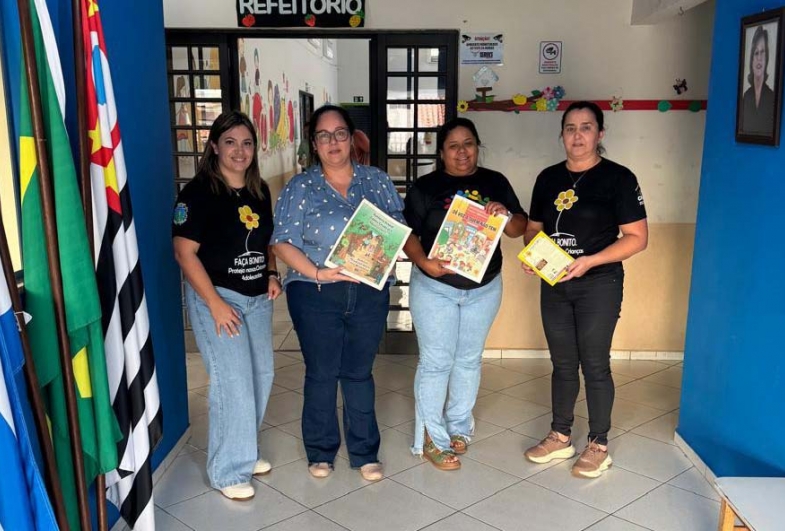 As visitas aconteceram dento da escola municipal Delmira T. Villa Gobbo