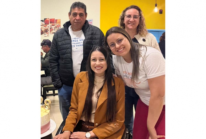 Maria Júlia com a sua família