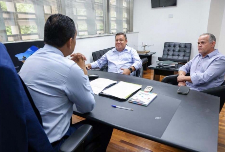 A comitiva aproveitou a visita para reforçar o  alinhamento institucional