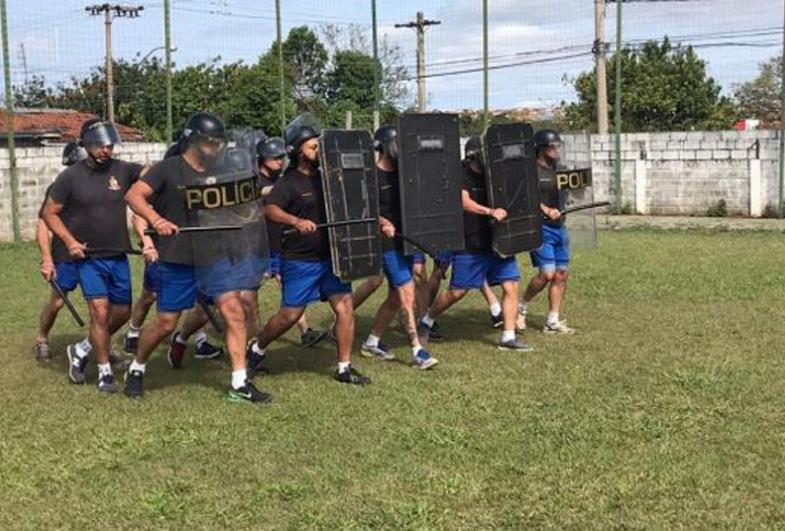 Pelotão da Força Tática treina Polícia Militar de Avaré