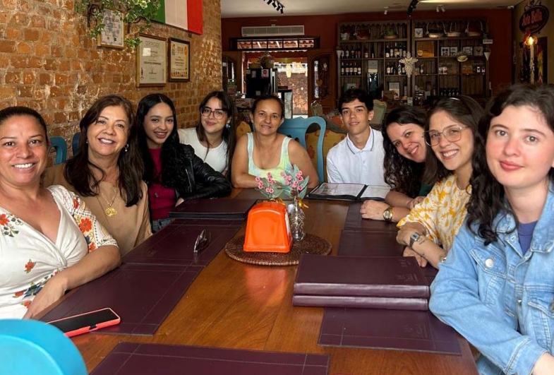 Equipe da Step by Step com Carla, Silvana, Gabrielly,  Emily, Rejane, Bruno, Tamires, Sabrina e Jéssica