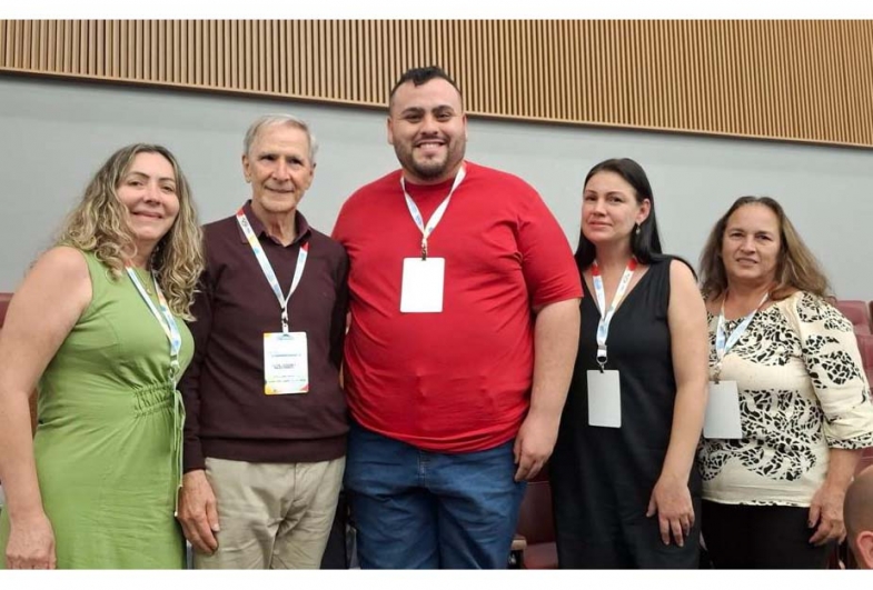 Equipe de Tejupá com Vital Didonet durante  Seminário Nacional da Educação