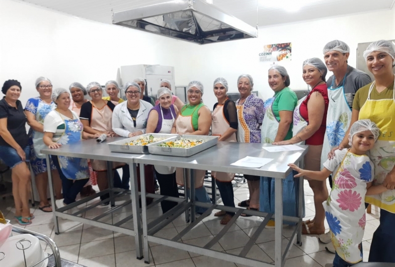 Curso sobre alimentação saudável é promovido em Taguaí pelos setores da Saúde e Educação