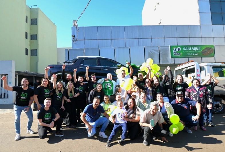 Primeira caminhonete da promoção “40 anos Sicredi Norte Sul” é entregue em Santo Antônio da Platina