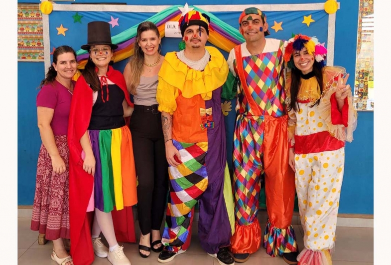 Gestoras, supervisora e professoras da Escola Anaclite