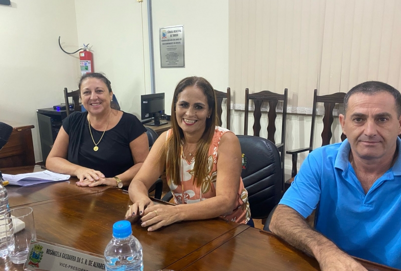 Vereadora Leila Naldi vereadora Preta e vereador Rivael Leme dos Santos