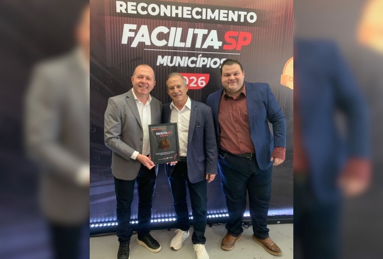 Secretaria de Avaré recebe Selo Bronze do Programa Facilita SP
