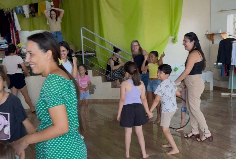 Dia da Família na Escola reúne comunidade em Sarutaiá