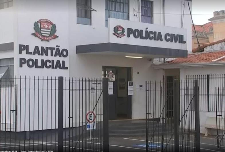 Homem mata padrasto com facada após discussão