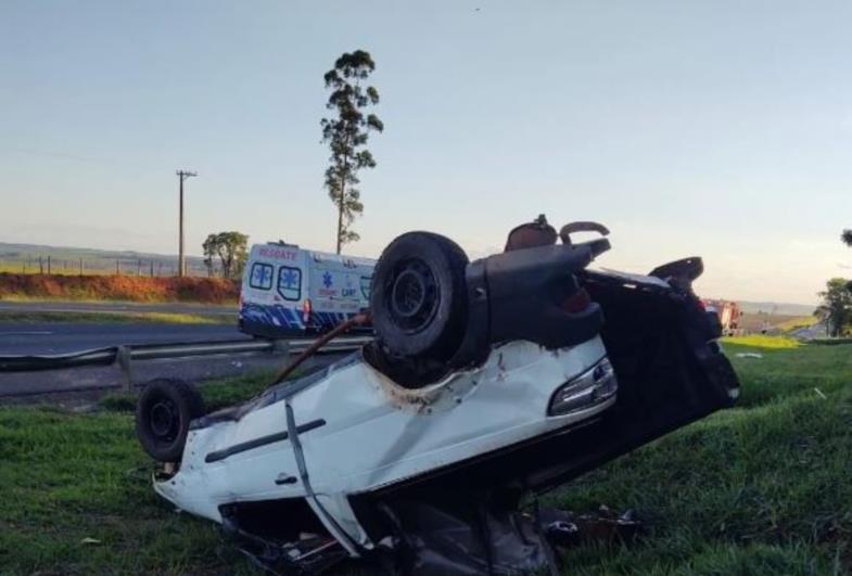 Homem morre em acidente provocado por motorista embriagado, diz bombeiros