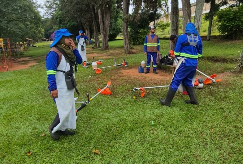 Frente de Trabalho inicia serviços no Horto Florestal de Avaré
