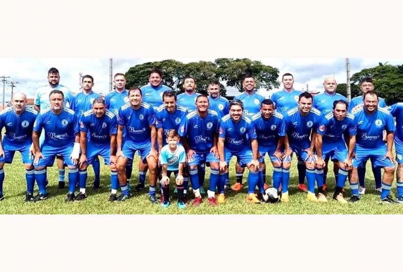 Ex-jogadores realizam partida beneficente em prol da Apae de Fartura