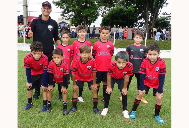 Escolinha Arena Seu Luís de Carlópolis-PR
