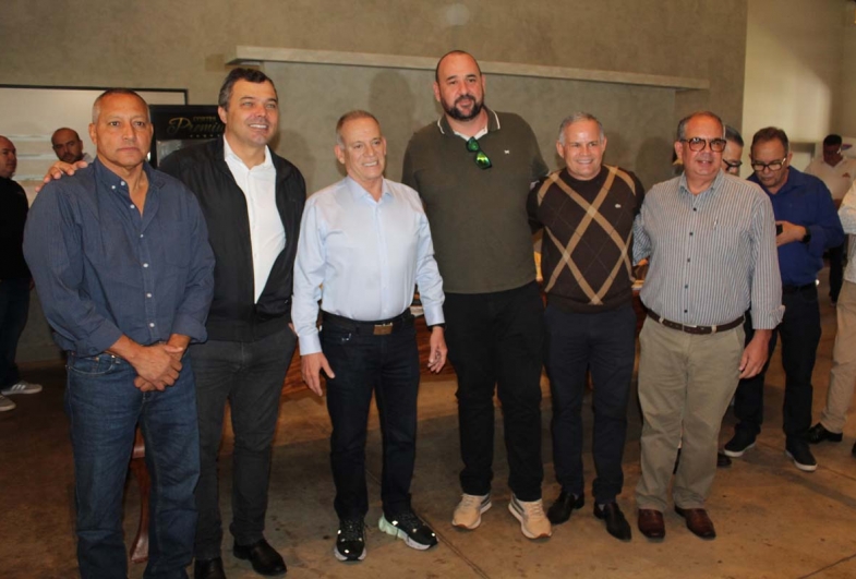 José Roberto, Diego do Cinto, Jorge Lima, Tárcisio, Edinho e Marcão do Haras