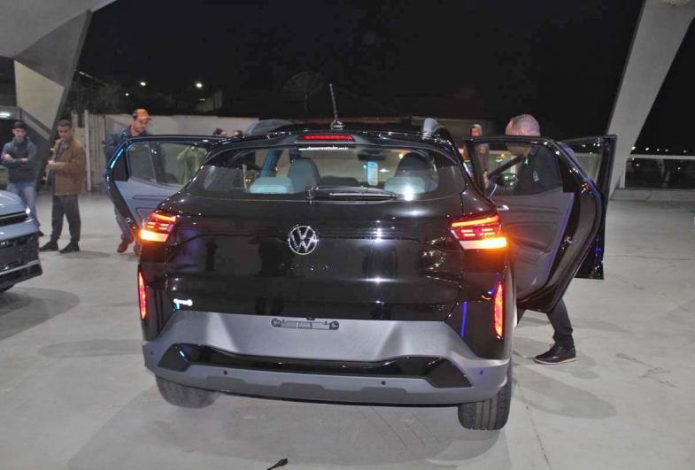 O Tera chega ao mercado brasileiro com quatro versões: MPI, TSI, Comfort e High. O modelo oferece duas opções de motorização, 1.0 MPI de 84 cv e 1.0 170 TSI de 116 cv, além de transmissões manual e au