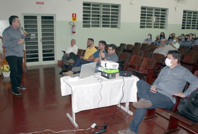 Sindicato Rural promove palestra sobre energia fotovoltaica