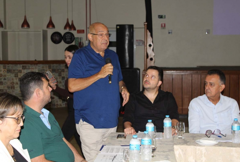 Dr. Cláudio Salomão (Eduvale) também participou do evento