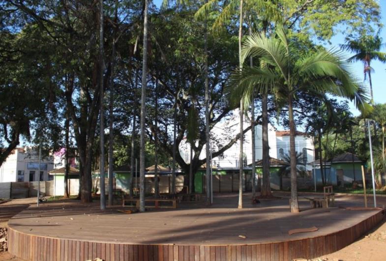 Revitalização da Praça 9 de Julho em Fartura está na fase final