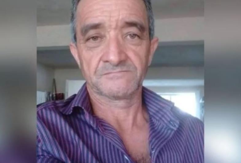 Motorista morre após bater carro em caminhão na SP-258 