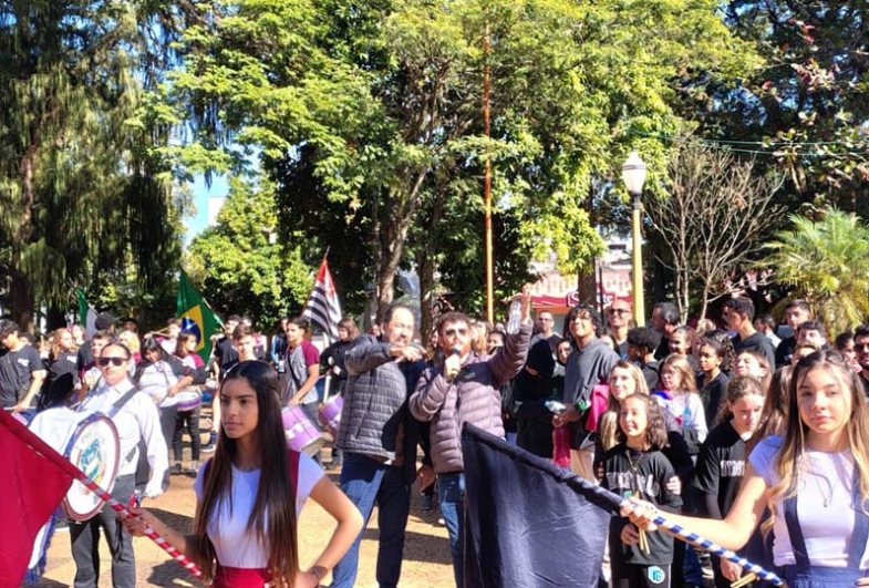 O secretário Victor Hugo durante o evento no Largo São João