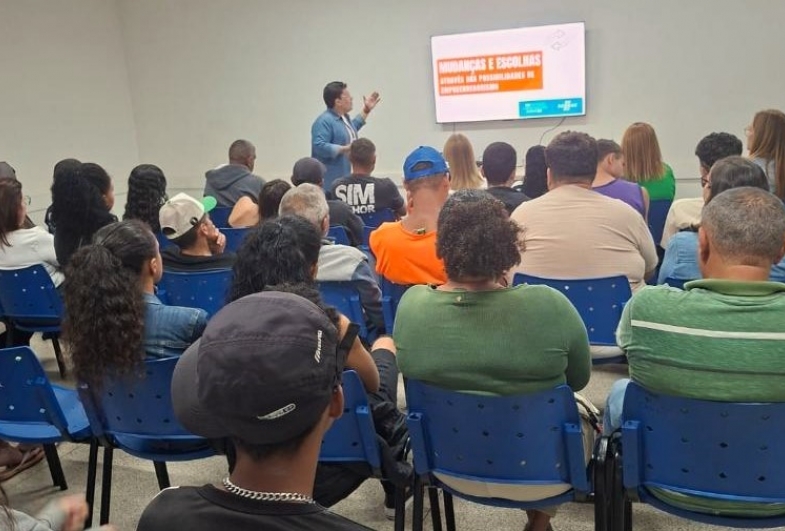 Empreendedorismo é tema de palestra ministrada a alunos da EJA em Avaré