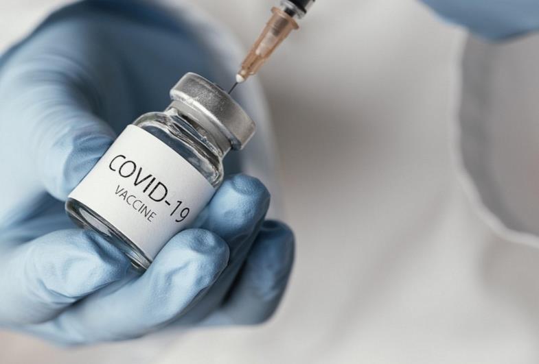 Postão vacina contra a Covid até às 20 horas nesta terça-feira, 30 de novembro