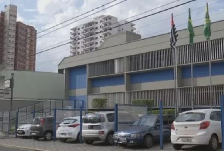 Prédio da sede da Cohab vai a leilão por decisão judicial