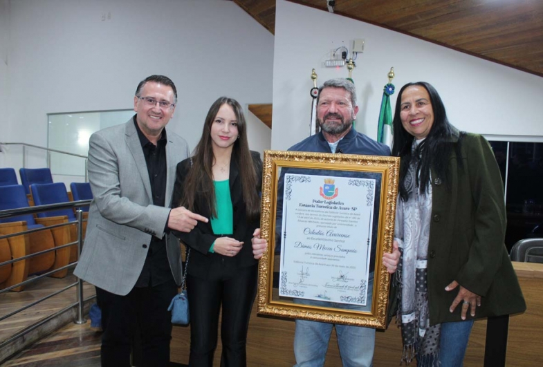 Prefeito Roberto, Major Mecca e secretário de Indústria e Comércio, Ricardinho
