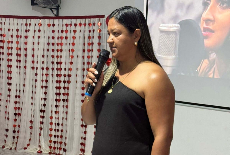 Professora Karina, responsável pelo projeto