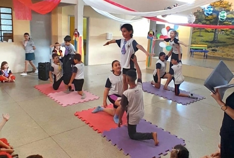 Projeto Circo prioriza desenvolvimento integral de alunos da escola Elizabeth Freitas de Avaré