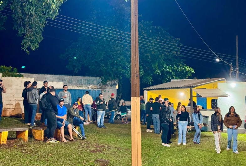 Público marcou presença na quinta (11) à noite em Timburi