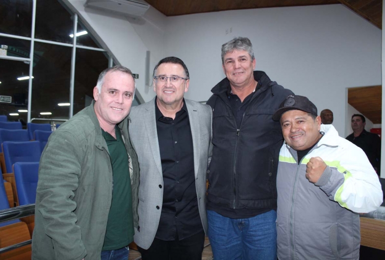 Ricardo,prefeito Roberto, Adão e Tatu