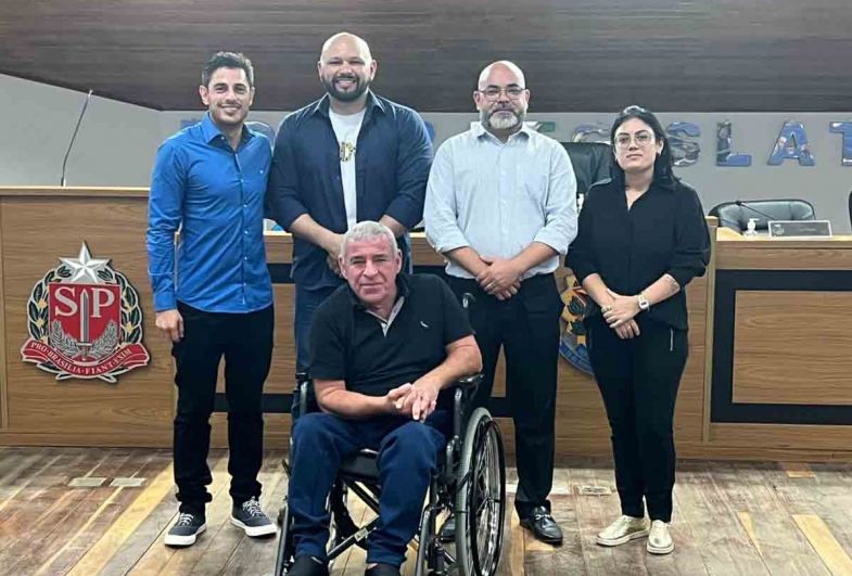 Público e autoridades prestigiam palestra em alusão ao mês do Espectro Autista em Avaré