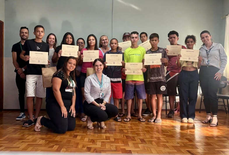 Oficina “Meu Primeiro Emprego” concluída  com sucesso pela Assistência Social de Fartura 