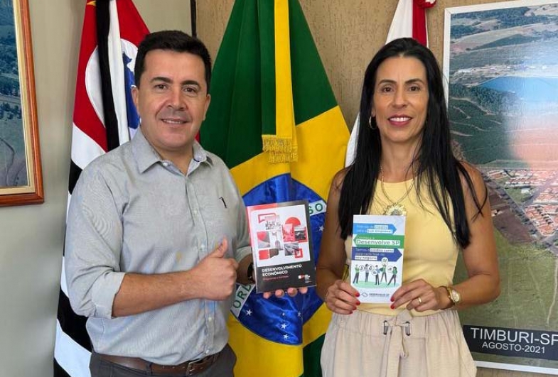 Diretora de Desenvolve São Paulo visita Timburi 