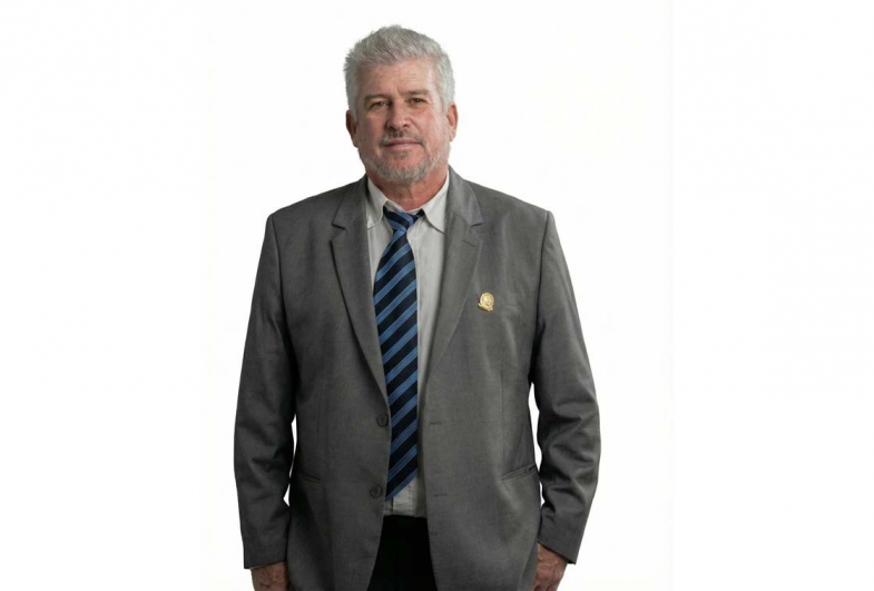 Valorização histórica: Prefeito Roberval de Oliveira garante aumento de 10% e vale-alimentação de R$ 550 para servidores de Tejupá