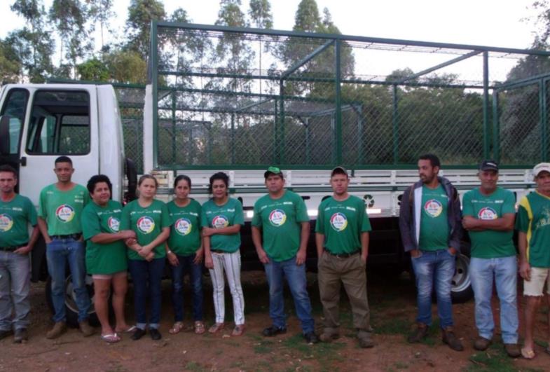 Catadores se ferem e Prefeitura pede atenção a moradores para descarte correto de vidros