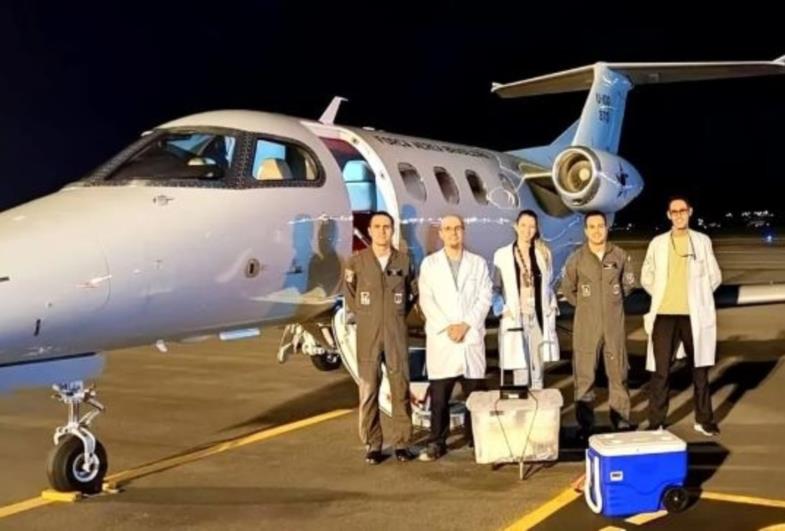 Coração 'viaja' 700 km em jato da FAB para primeiro transplante do ano no HC de Botucatu