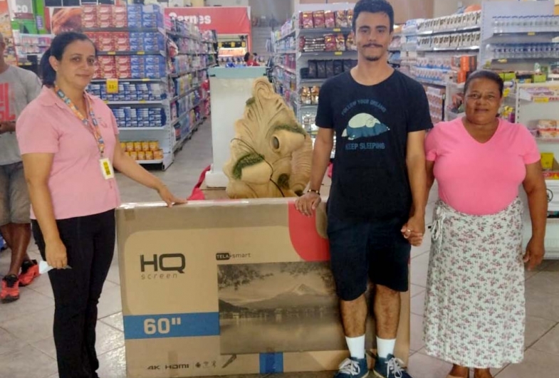 Supermercado São Francisco realiza sorteio do “Festival de Prêmios”