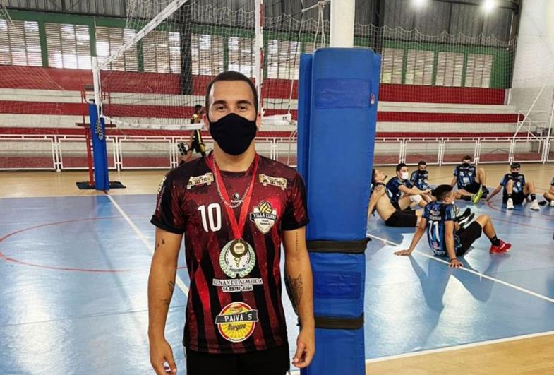 Vôlei masculino de Taquarituba segue invicto na Liga Sorocabana 