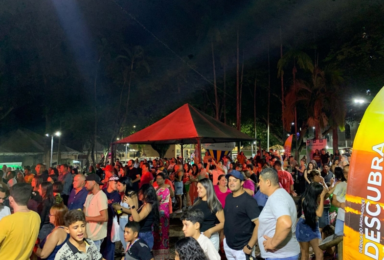 Com participação expressiva da população, os 134 anos de Fartura foram celebrados com grande sucesso