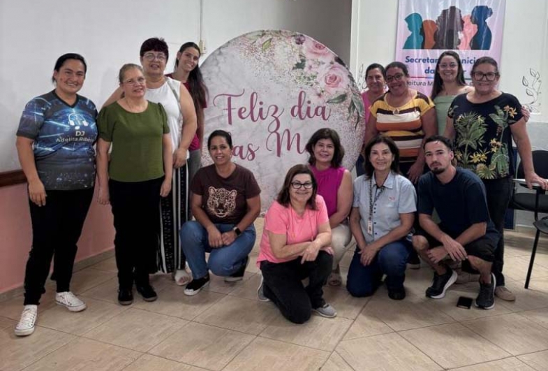 Mulheres do curso de costura participam de homenagem especial em Fartura