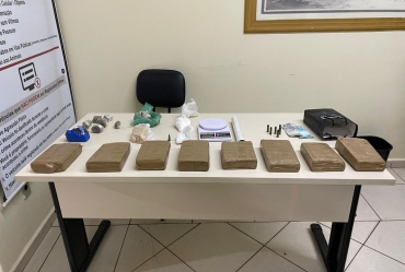 PM prende homem que guardava grande quantidade de drogas na sua casa em Avaré