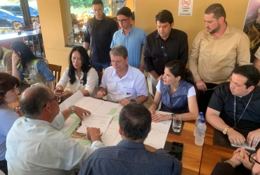 Governador de São Paulo, Tarcísio visita Fartura durante Caravana 3D e vistoria obras na SP-287