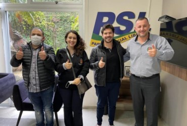 Prefeito Betinho se reúne com  deputado federal Júnior Bozzella